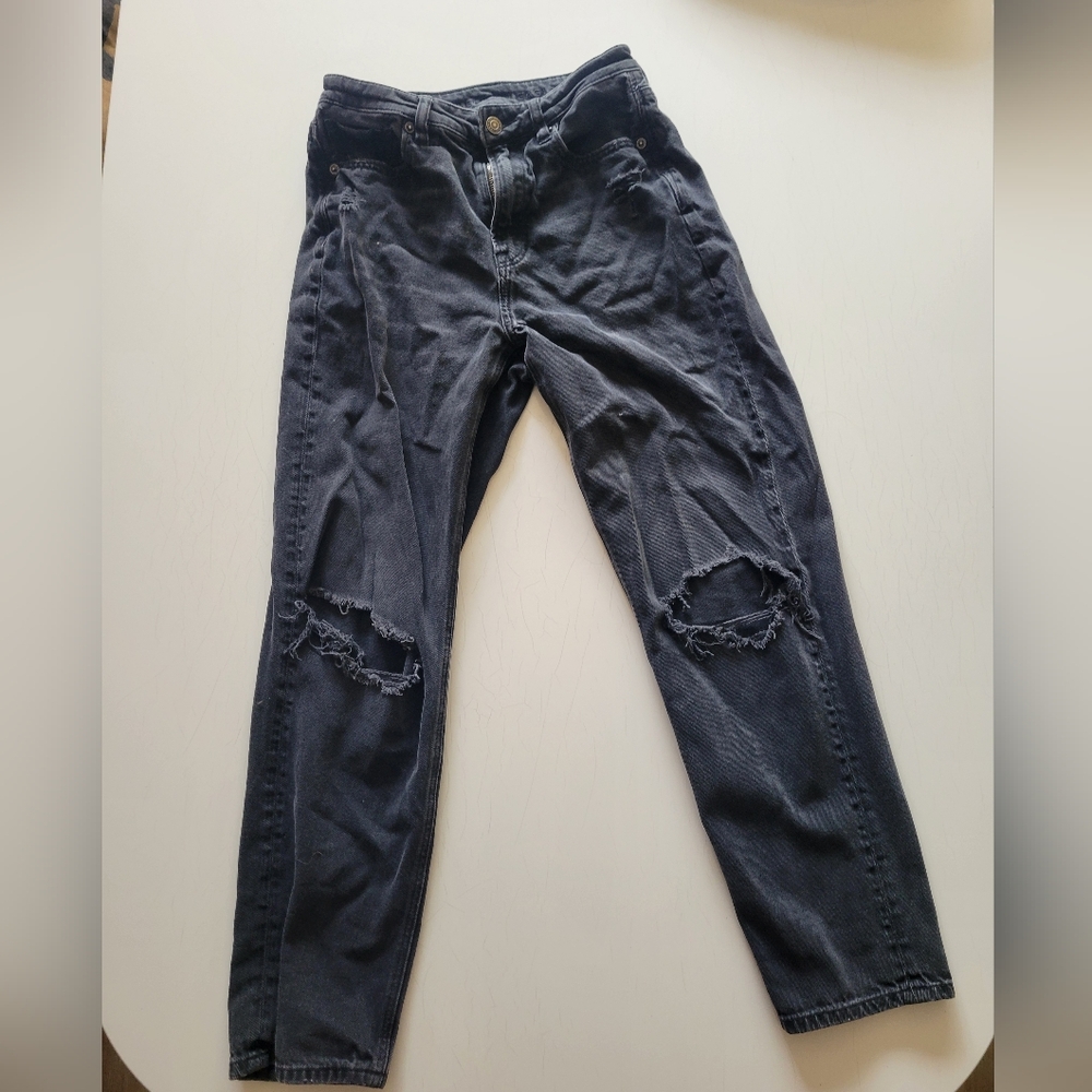 Black Distressed American Eagle Jeans